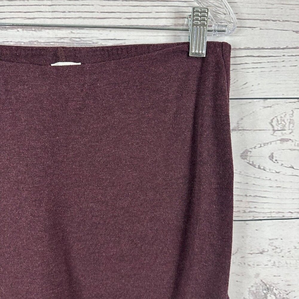 Cabi Skirted Legging Womens Medium Red 3672 Stretch Midrise Modest M'Legging - Picture 4 of 13